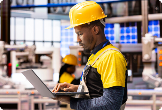 manufacturing-worker-using-computer